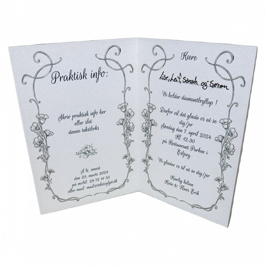 Invitation til diamantbryllup - Foldet A5 - Støvet blå blomster - Image 2